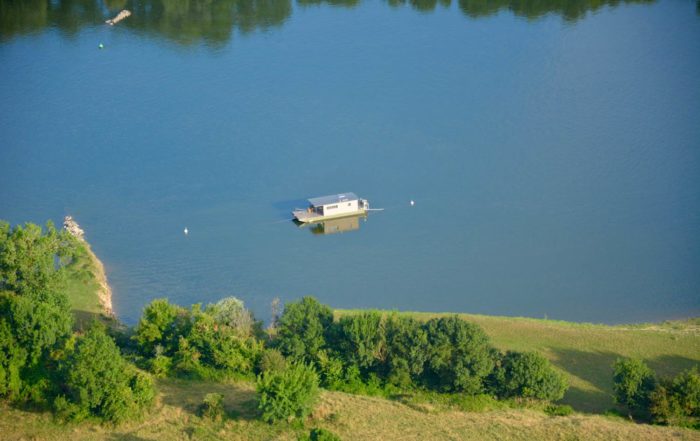 Vue aérienne toue bords de Loire